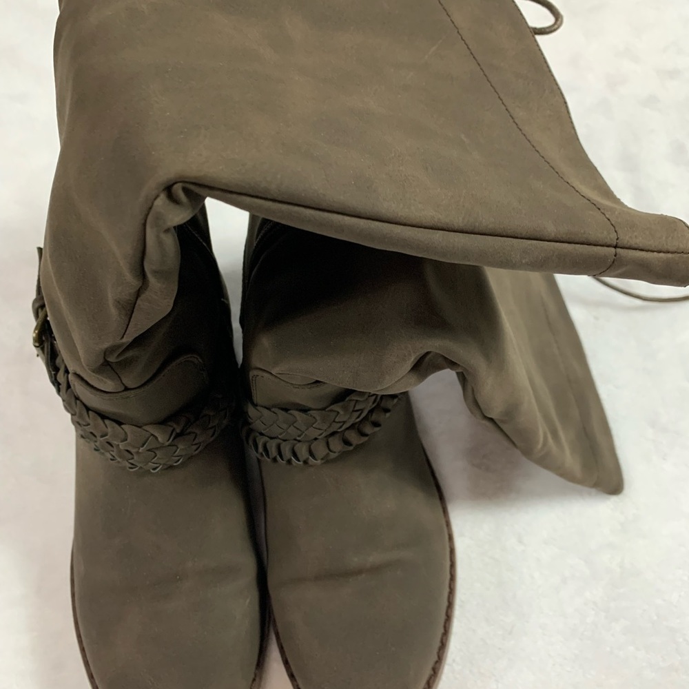 XOXO Maxson brown lace up boots